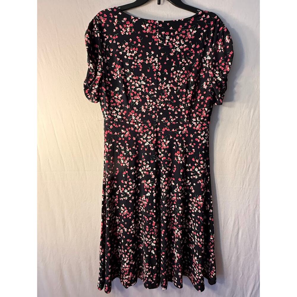 Tommy Hilfiger Women’s Size 12 Navy Floral Jersey Fit & Flare Dress NWT - Picture 2 of 4